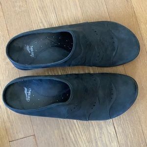 Dansko Clogs 40
